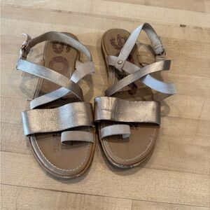 Sorel Women's Sandals in Metallic and Tan